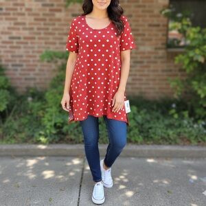 LuLaRoe Perfect Tee Womens Small Red White Polka Dot Short Sleeve NWT